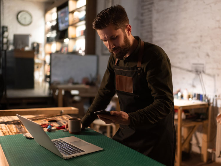 How to balance your work and personal tasks when working from home